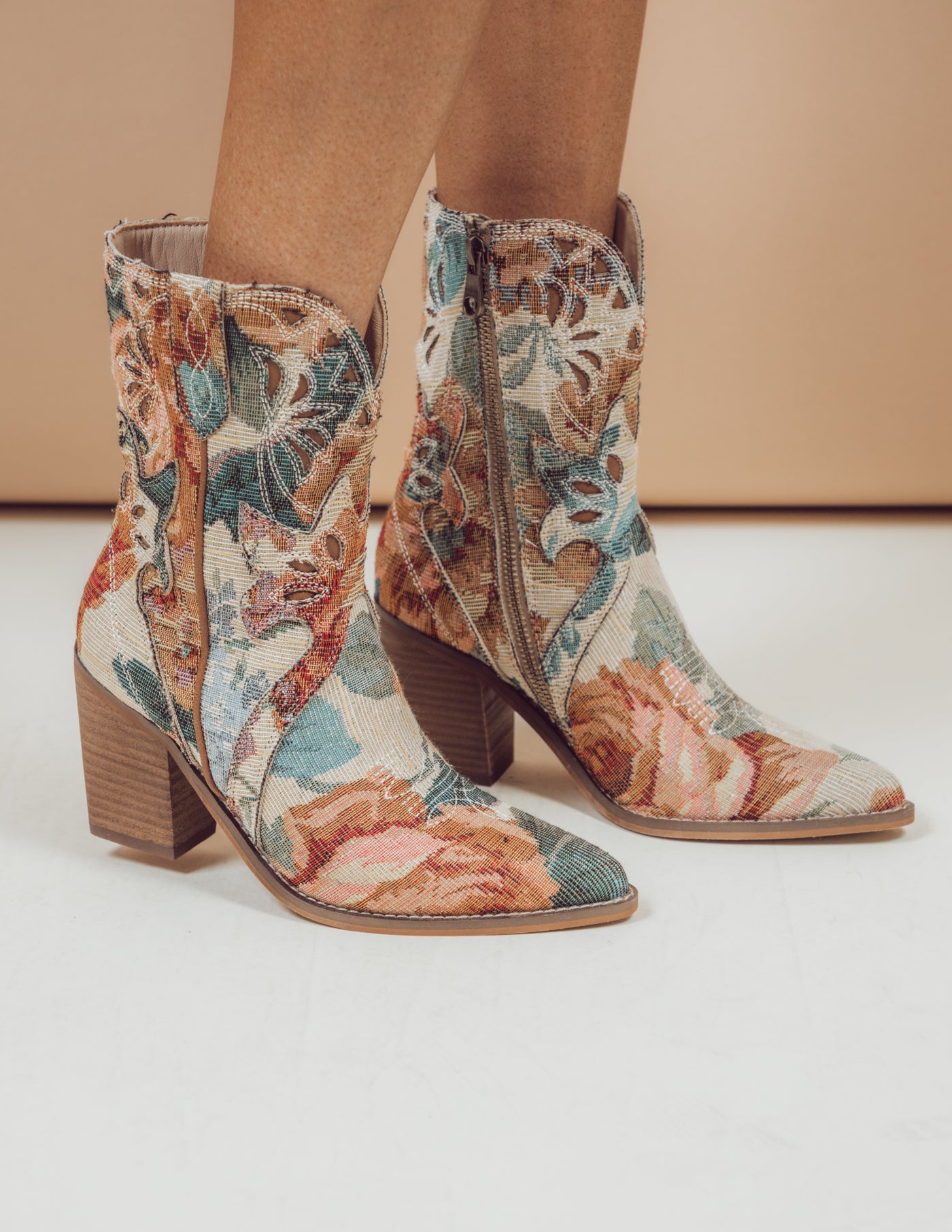 Sorrel Western Booties