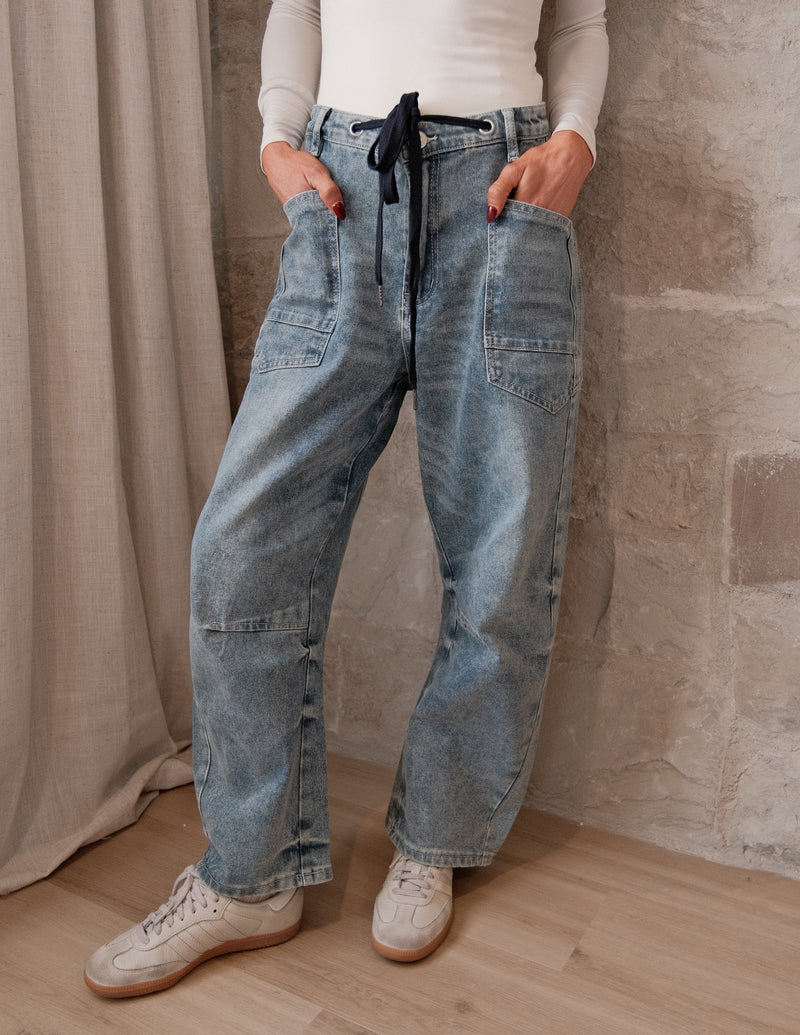 Mattie Barrel Jeans