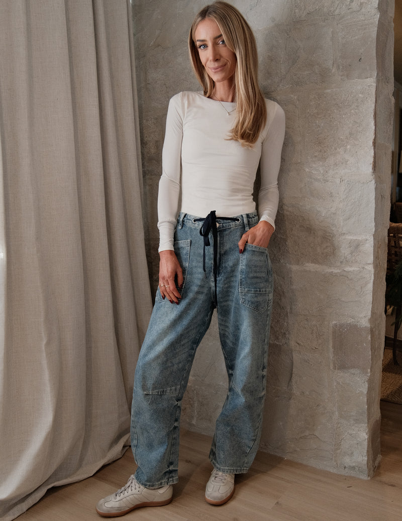 Mattie Barrel Jeans