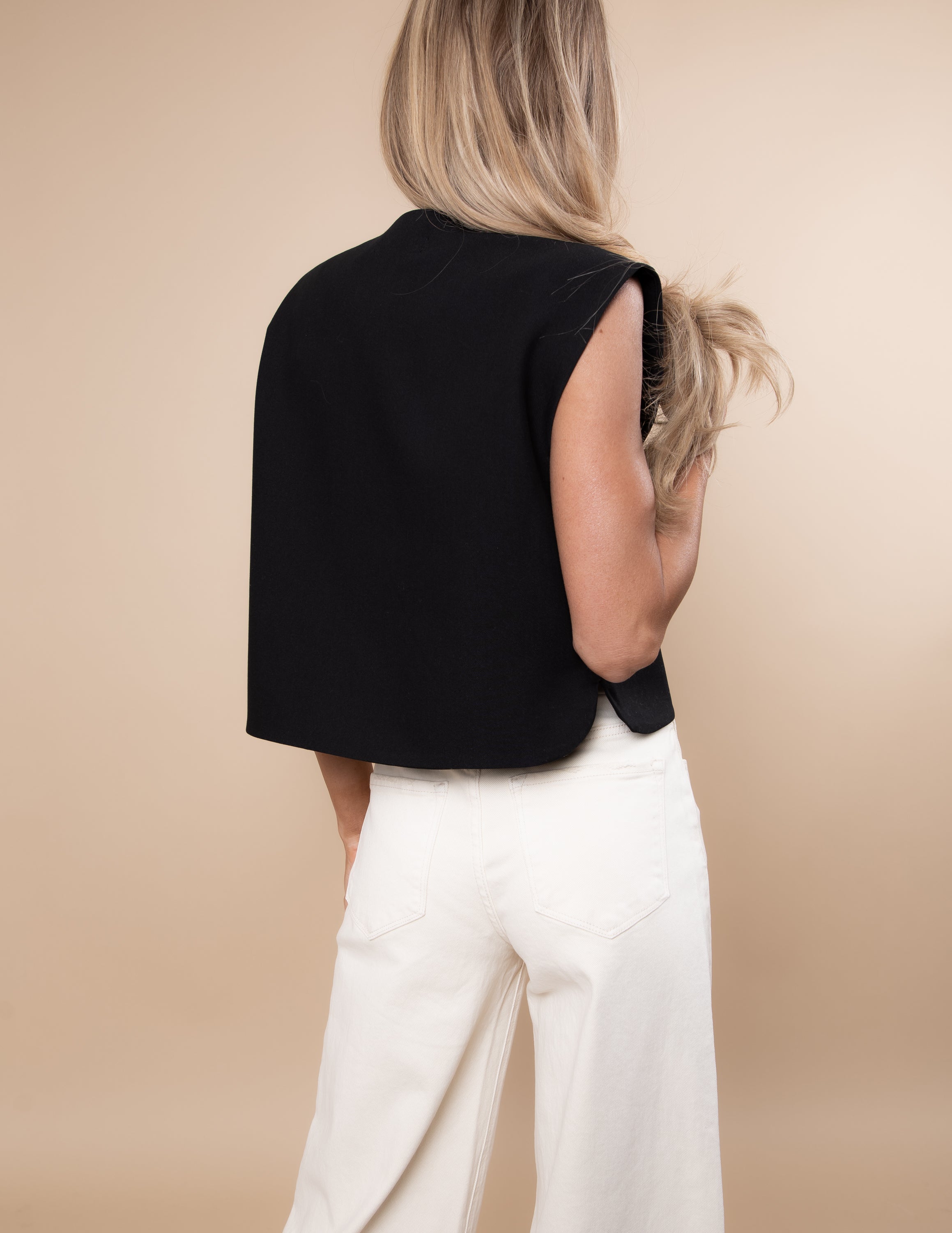 Maura Buttoned Vest