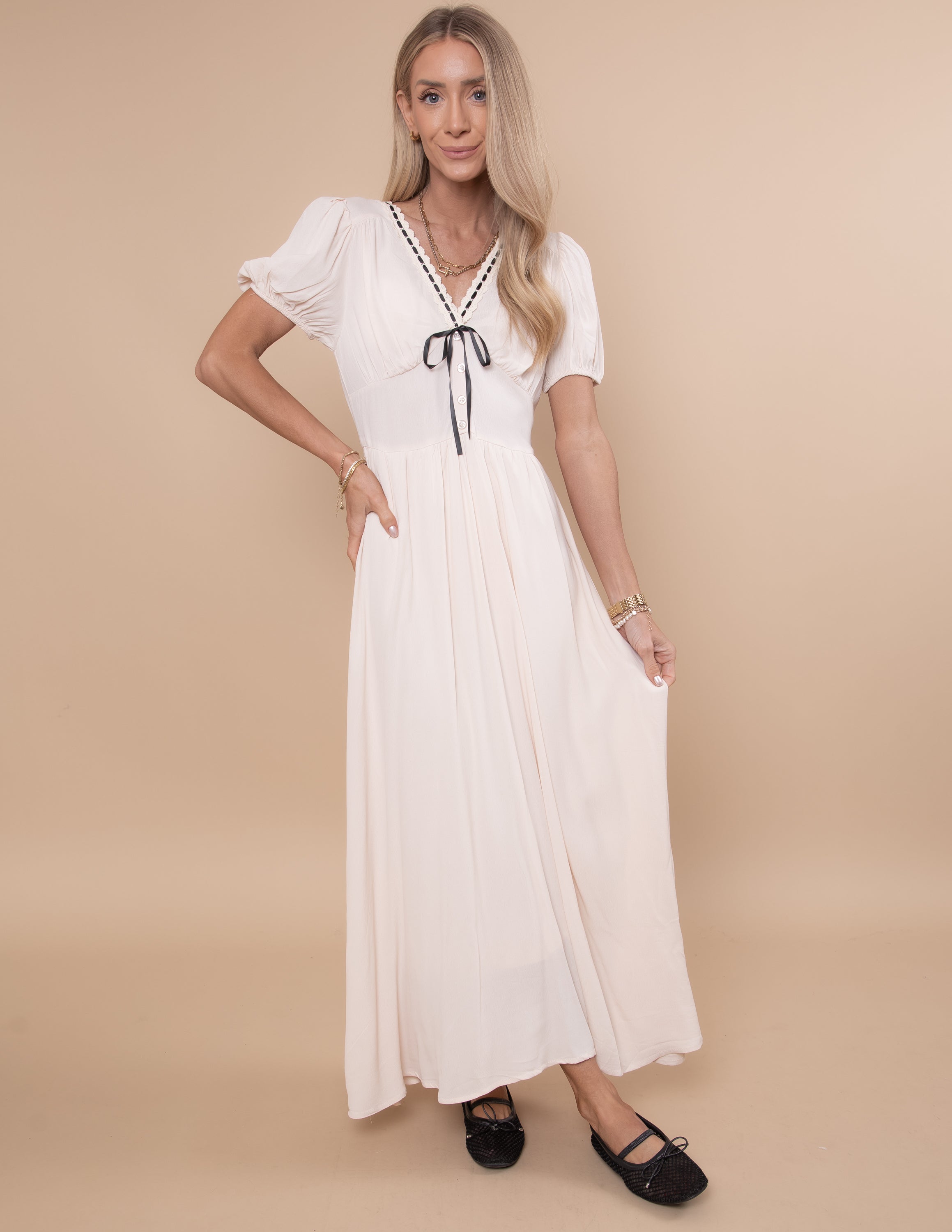 ワンピース apolina MTO Stevie Dress - Magnolia 3-5Y ワンピース apolina MTO Stevie Dress - Magnolia 3-5Y