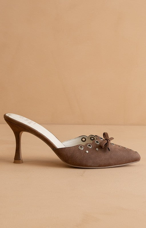 Meridian Kitten Heels
