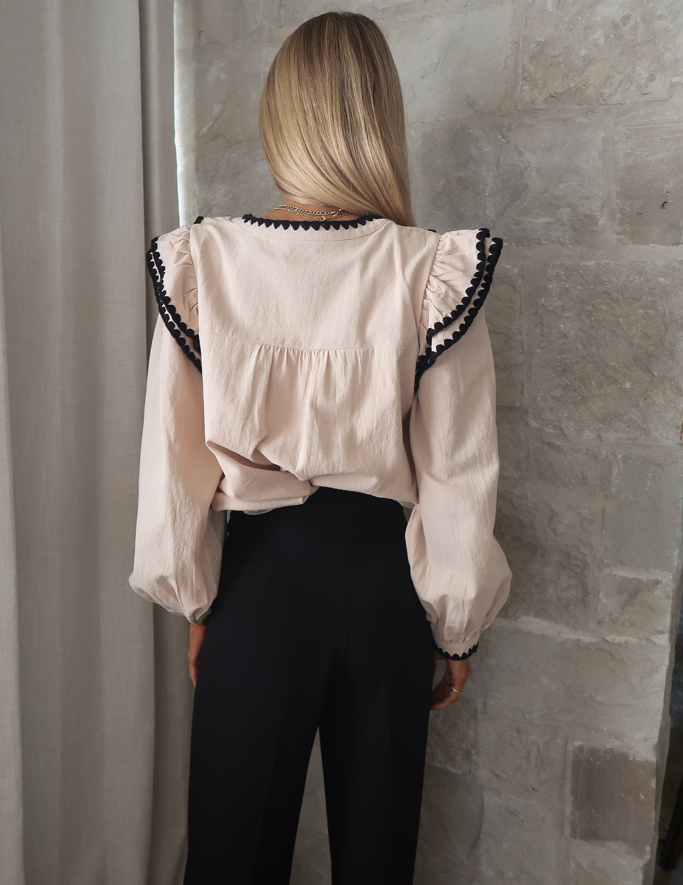 Julietta Ruffled Top