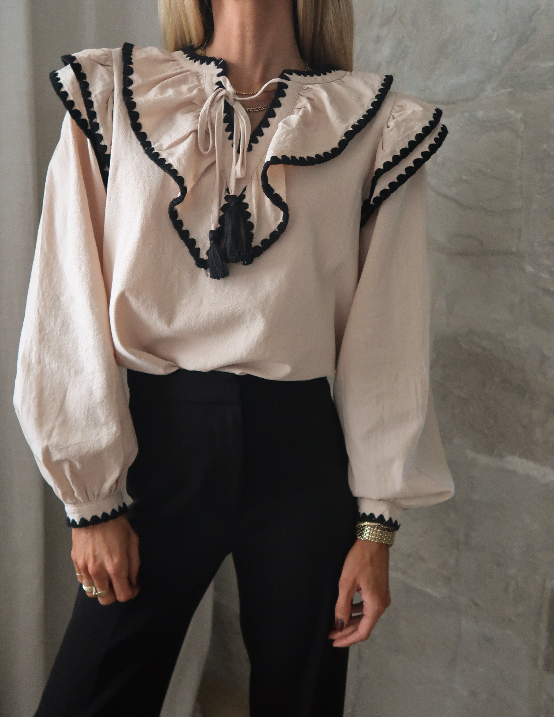 Julietta Ruffled Top