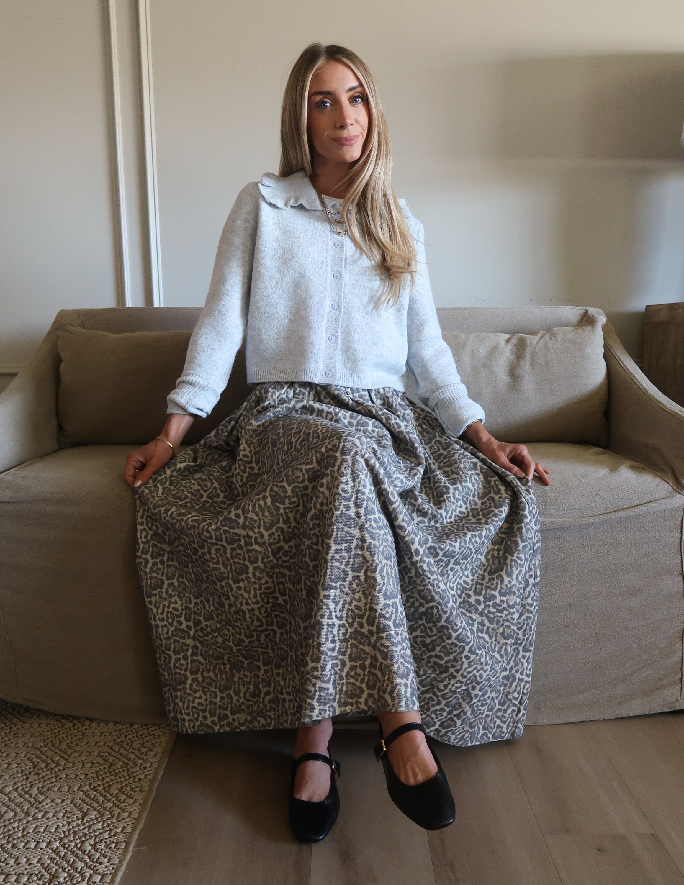 【plage】typewriter cropped skirt Tottini – PULL STRING SKIRT