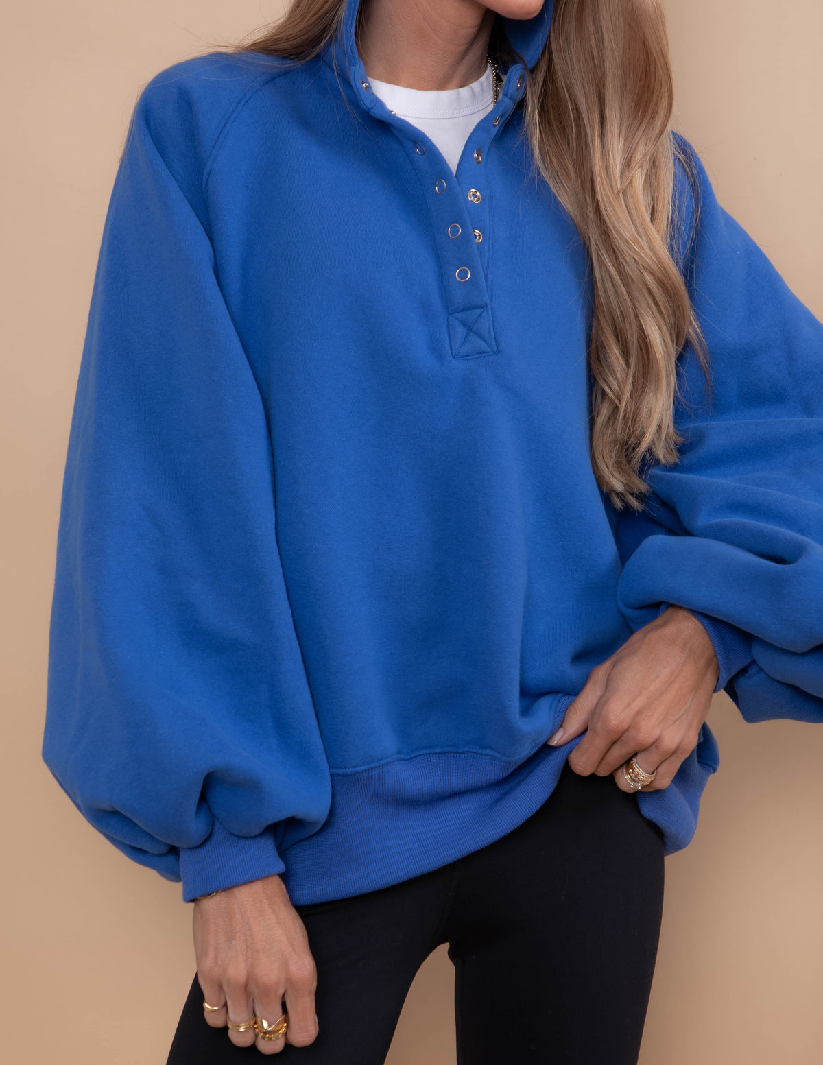 Blue District Pullover