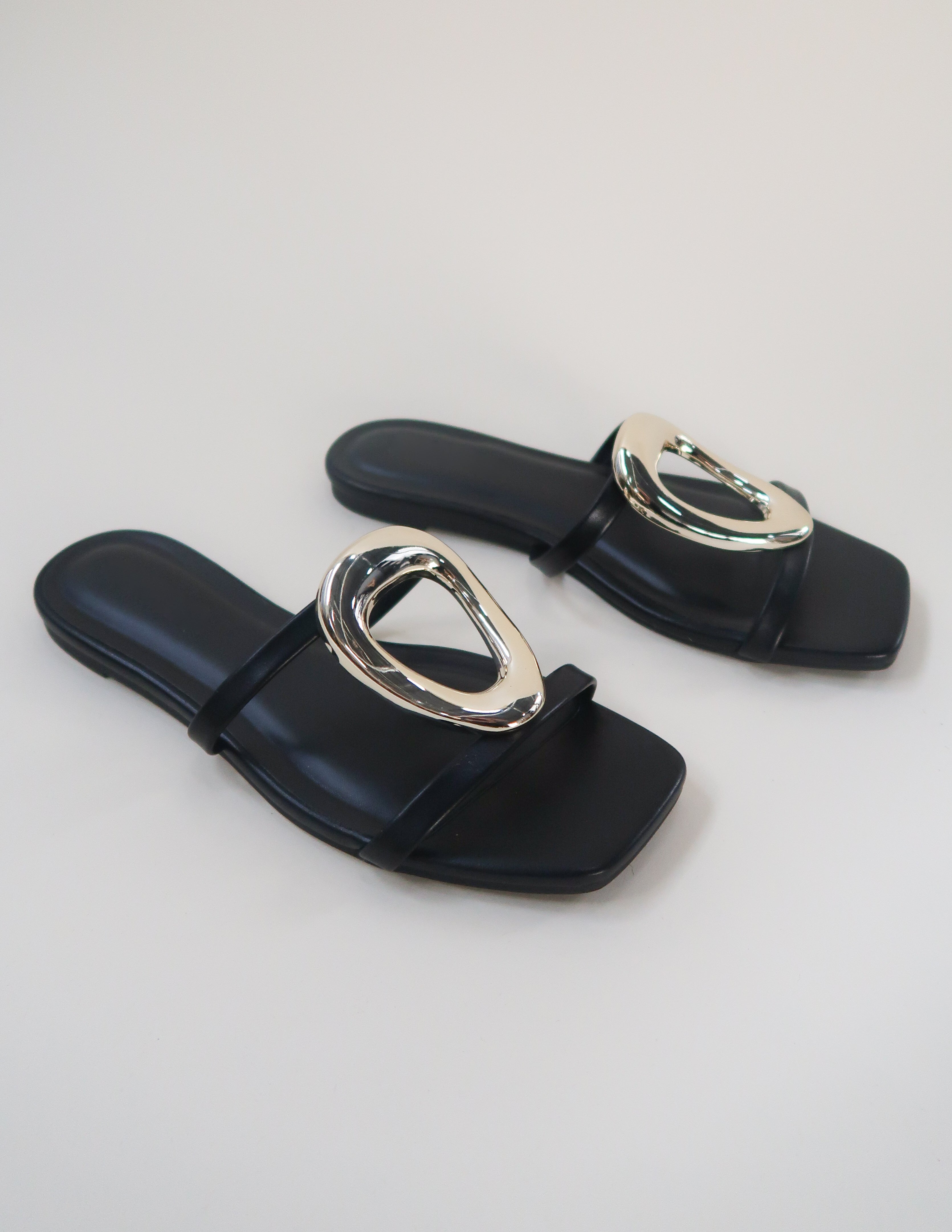 Distant Ornament Statement Sandals