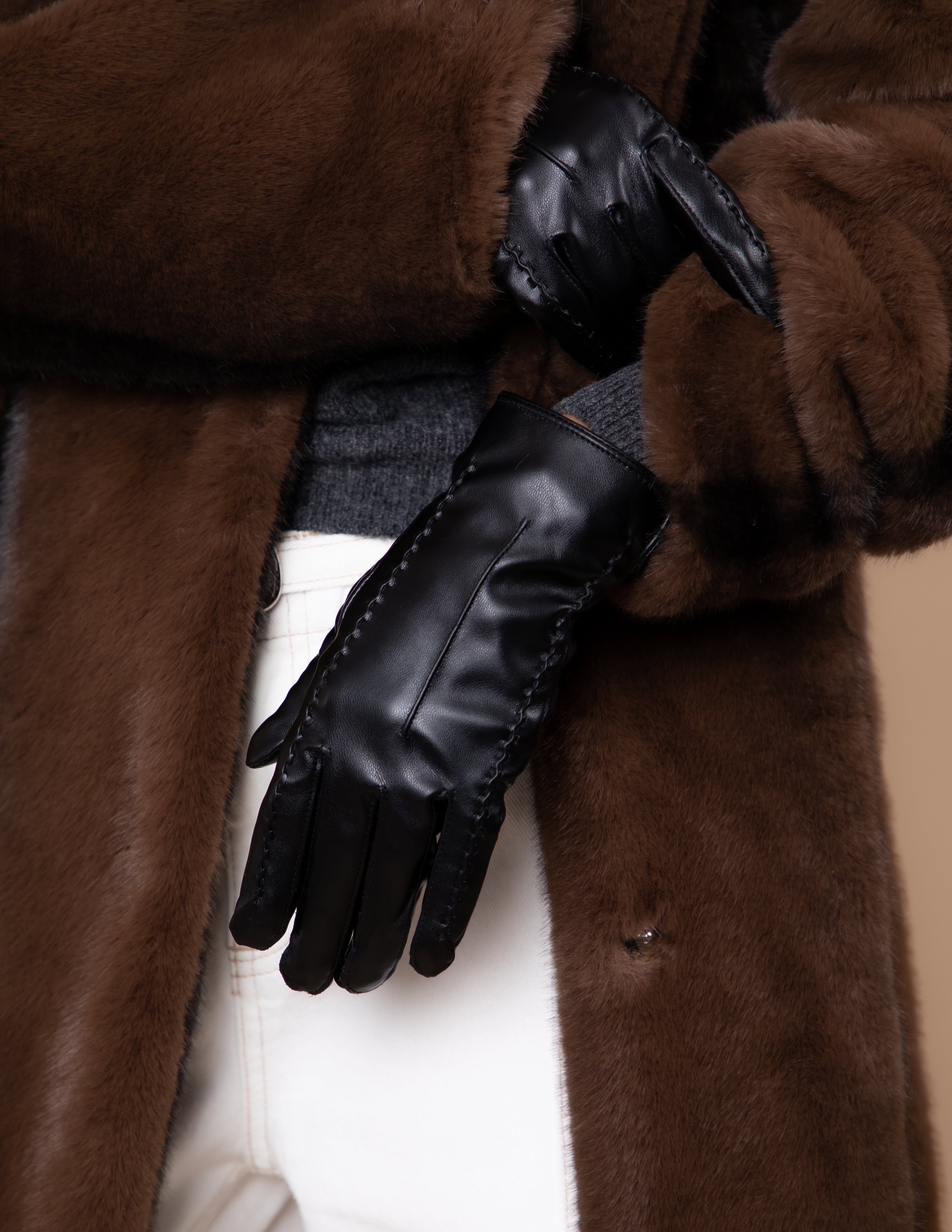 Black Winter Glove