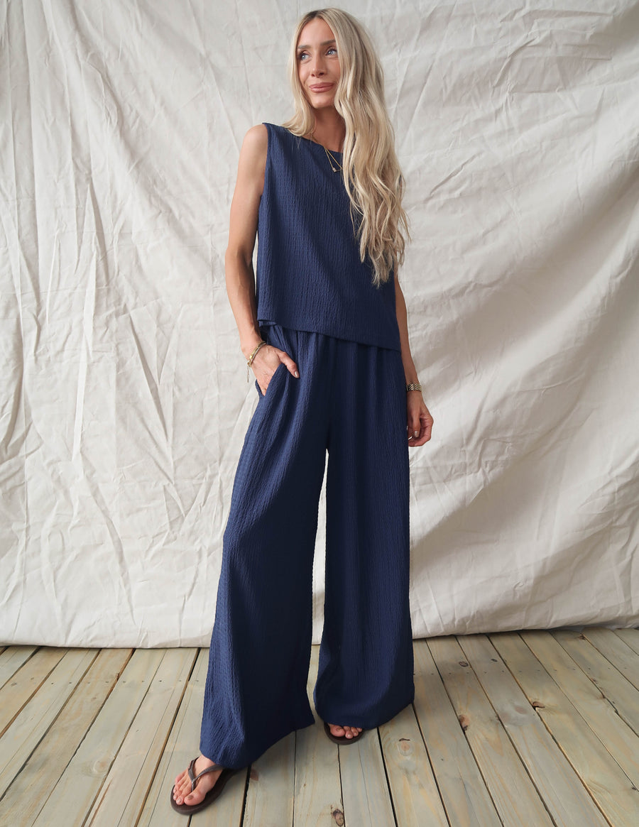 Vianne Textured Set