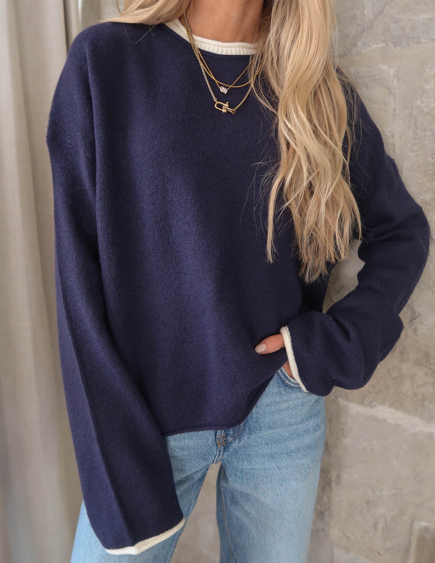 Thea Contrast Pullover