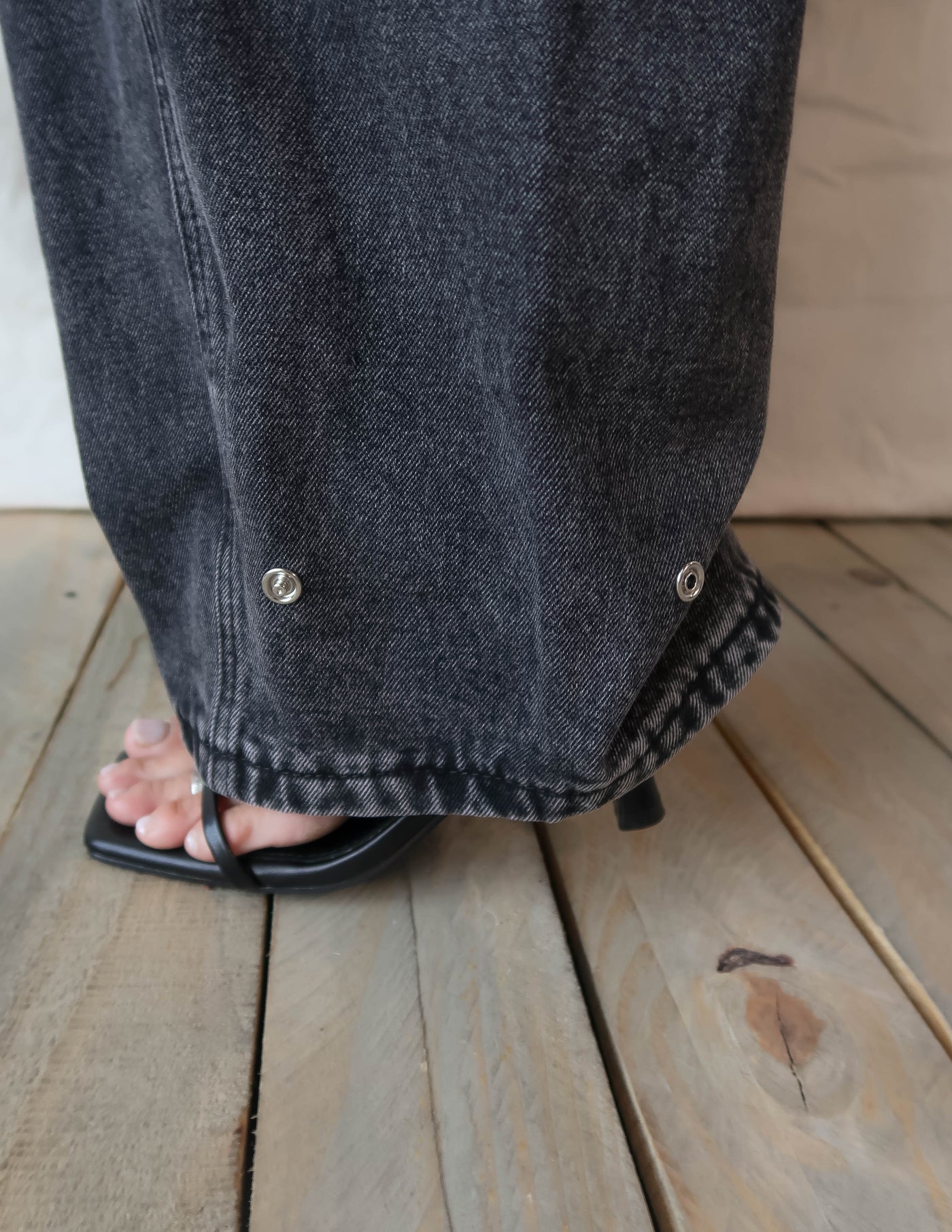 Blackout Barrel Leg Jeans