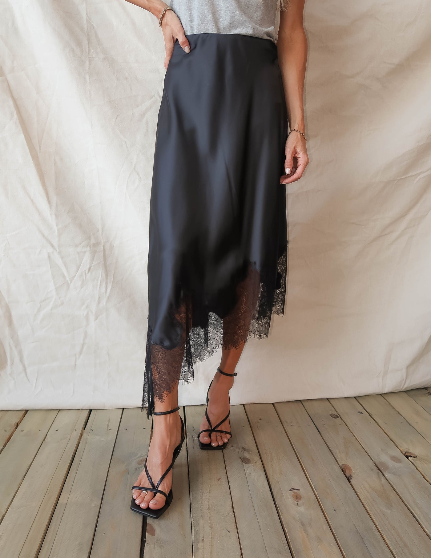 Juliette Lace Skirt
