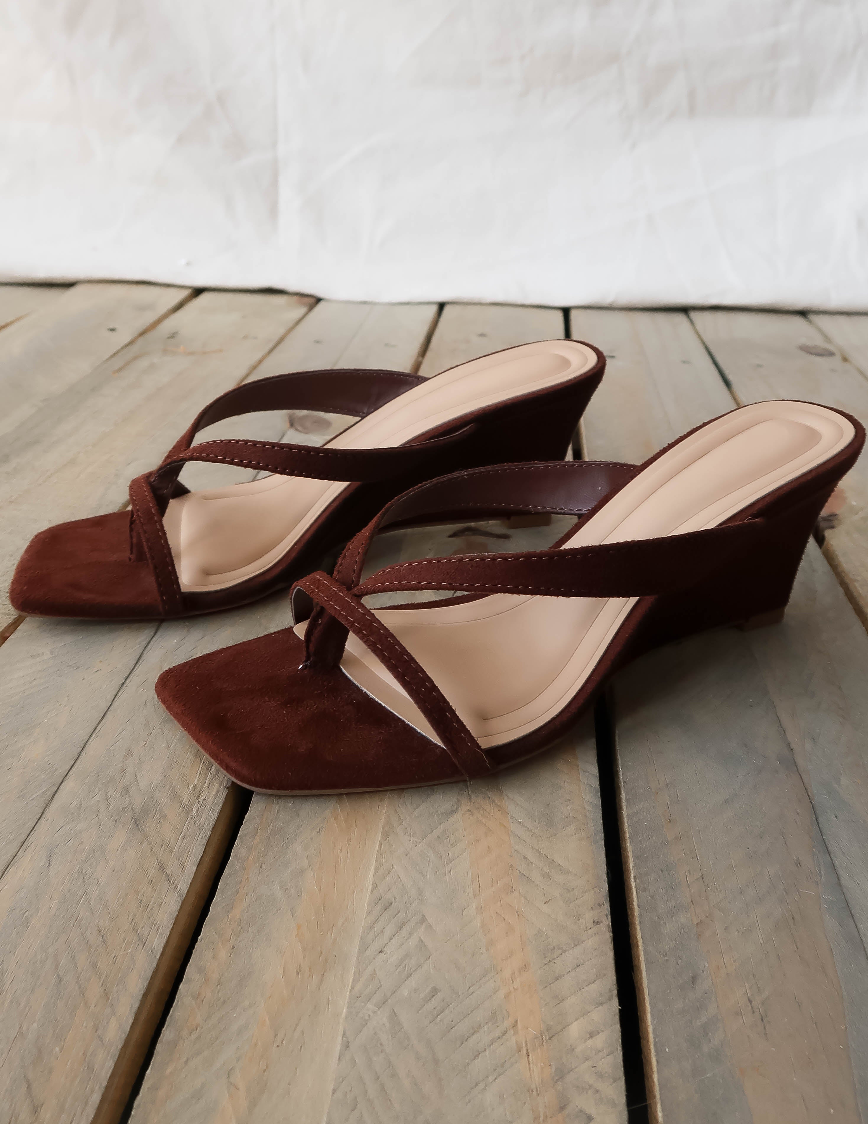 Naya Sculpted Wedge