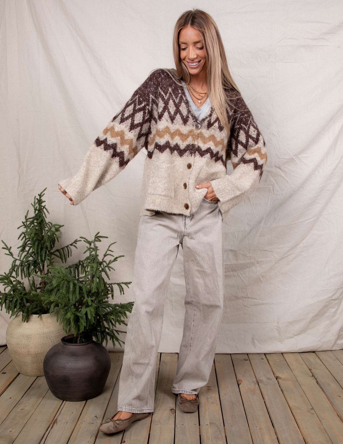 Jacquard Diamond Motif Knit Cardigan