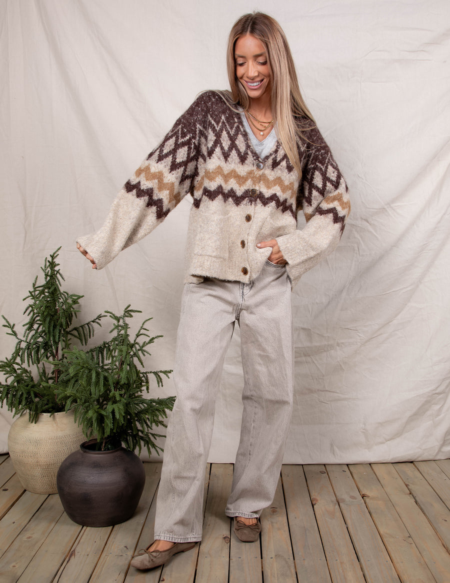 Jacquard Diamond Motif Knit Cardigan