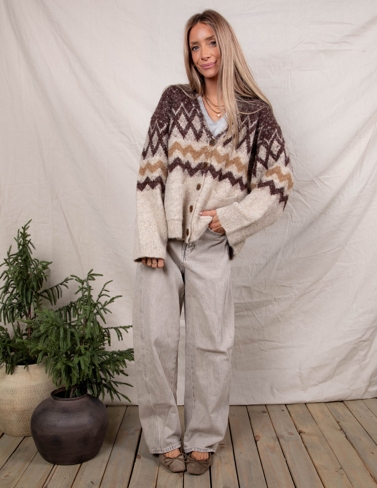Jacquard Diamond Motif Knit Cardigan