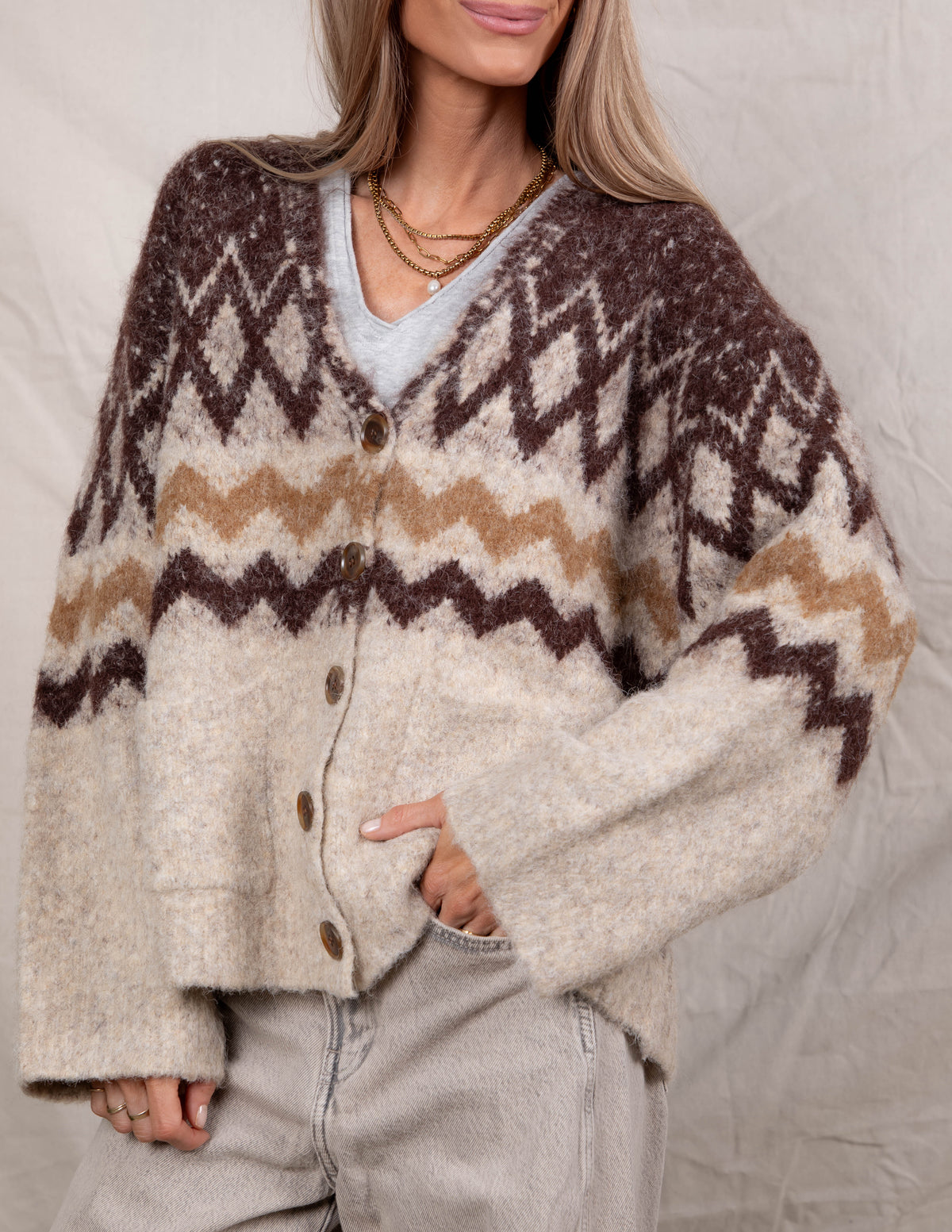 Jacquard Diamond Motif Knit Cardigan