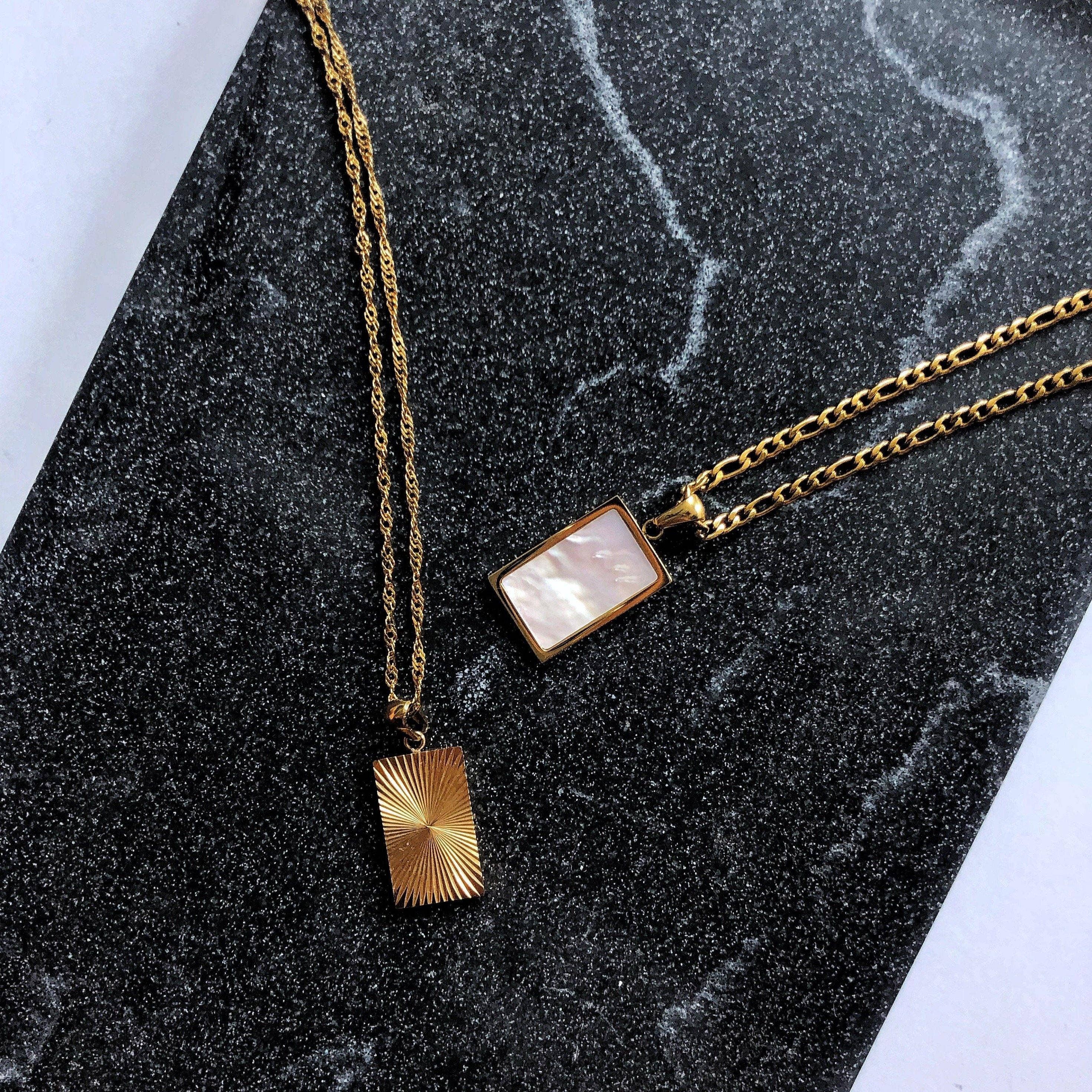 Serenity Shell Pendant Necklace