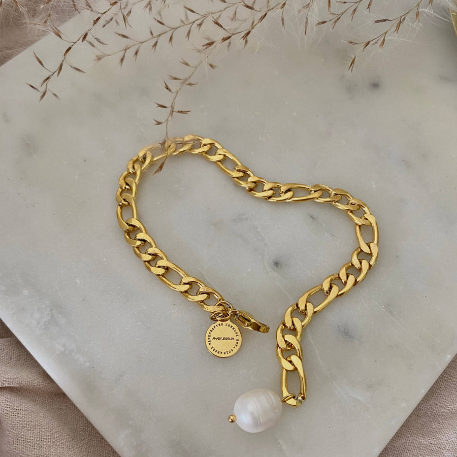 Pearl of My Heart Figaro Bracelet