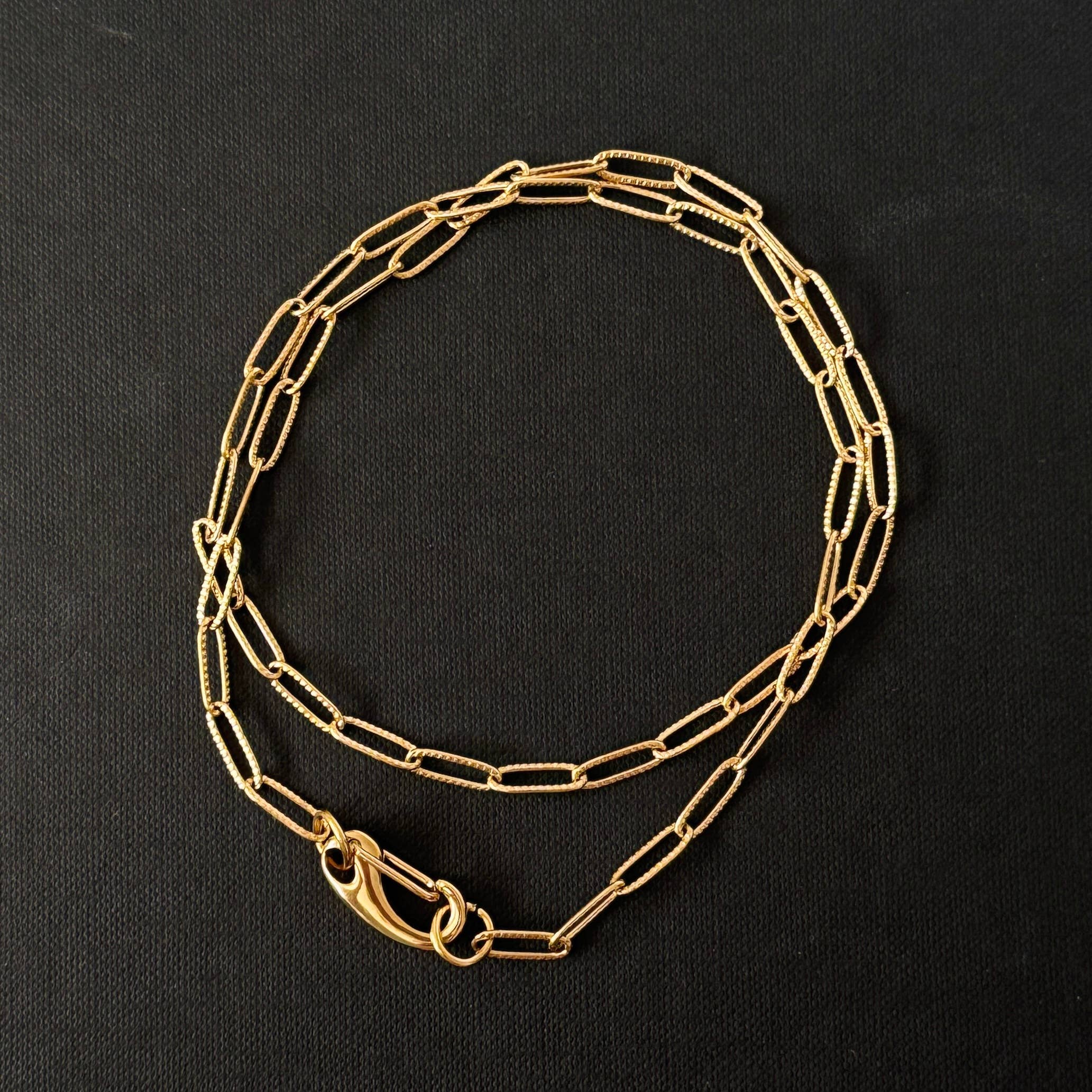 Aera Chain Necklace