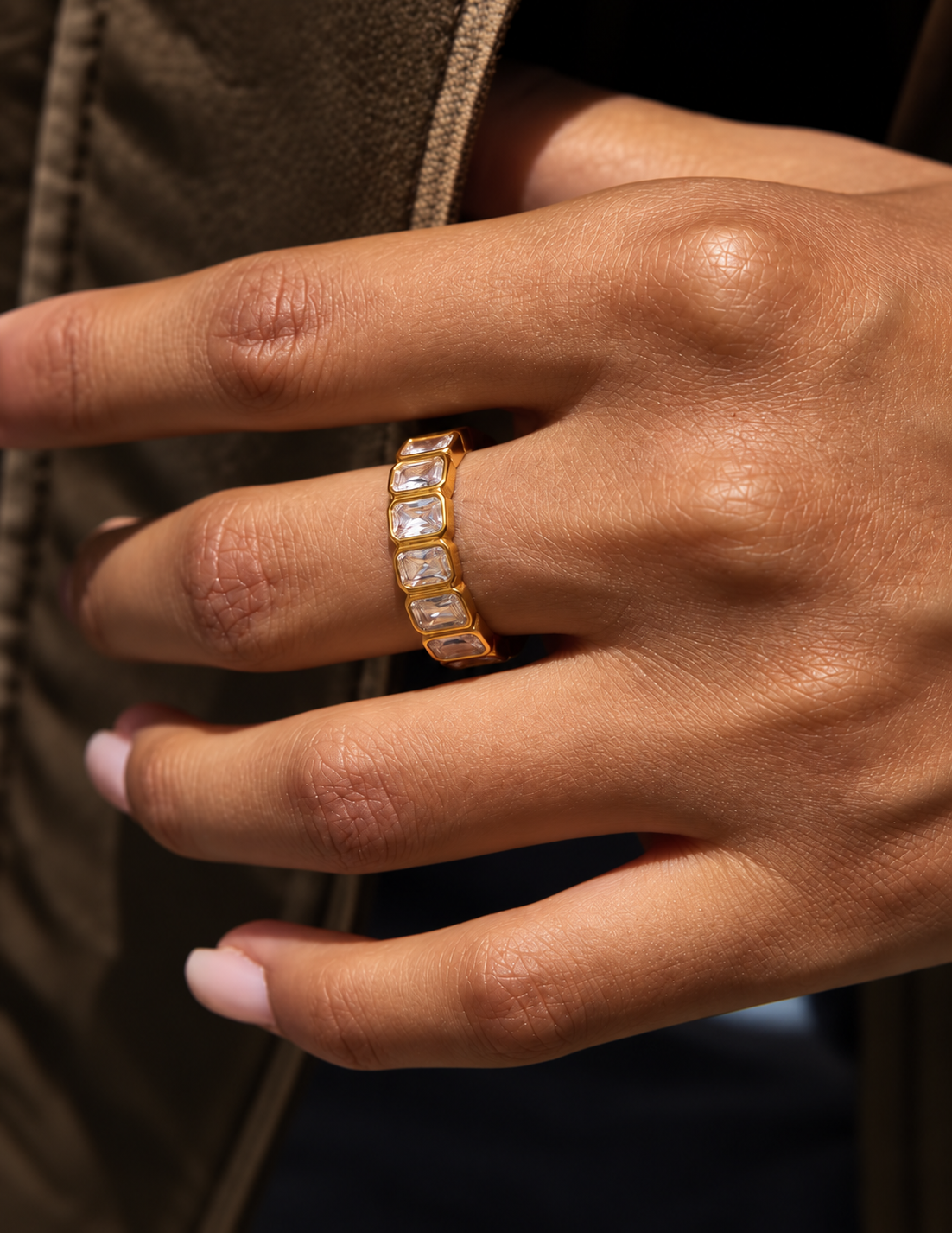 Lola Eternity Ring