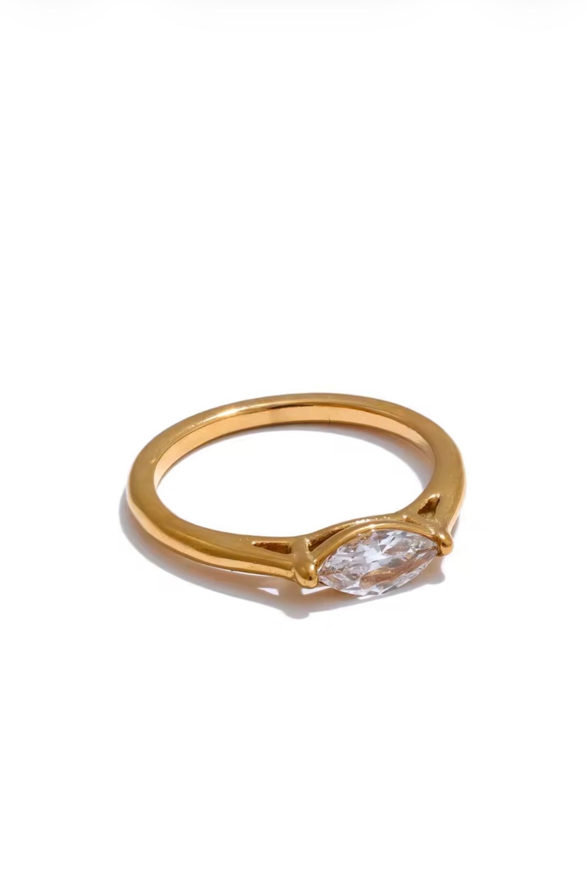 Arlee Oval Ring