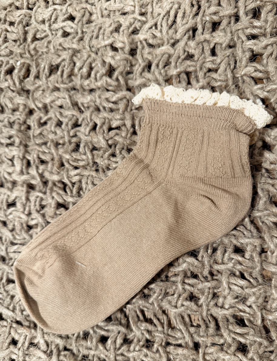 Short Lace Detail Socks