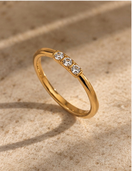 Dainty Three Gem Ring