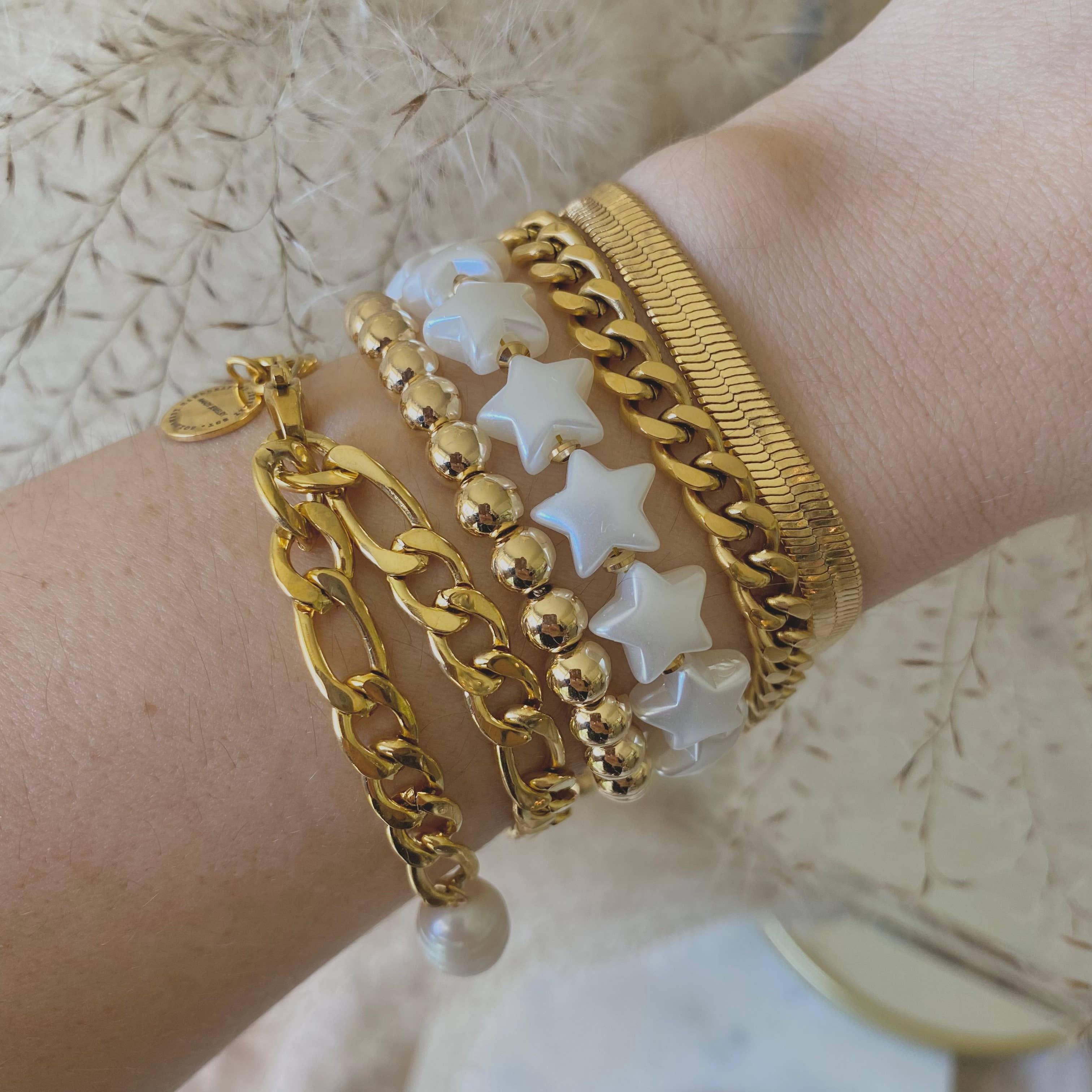 Pearl of My Heart Figaro Bracelet