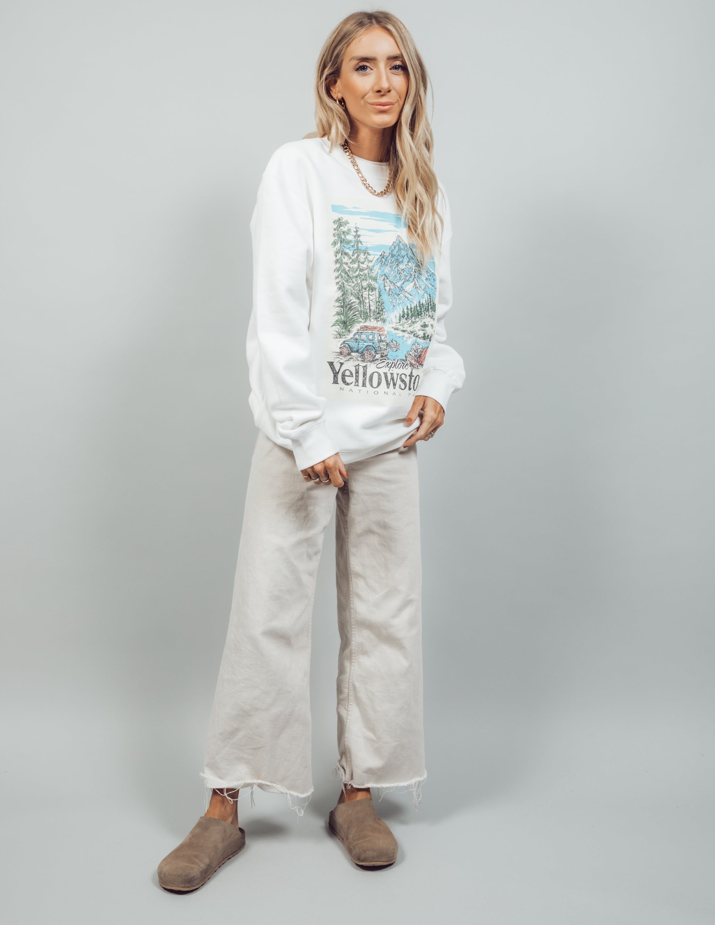 Explore Yellowstone Sweatshirt