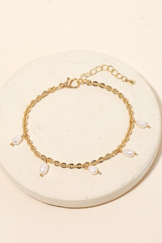 Circle Chain Link Pearl Charm Bracelet