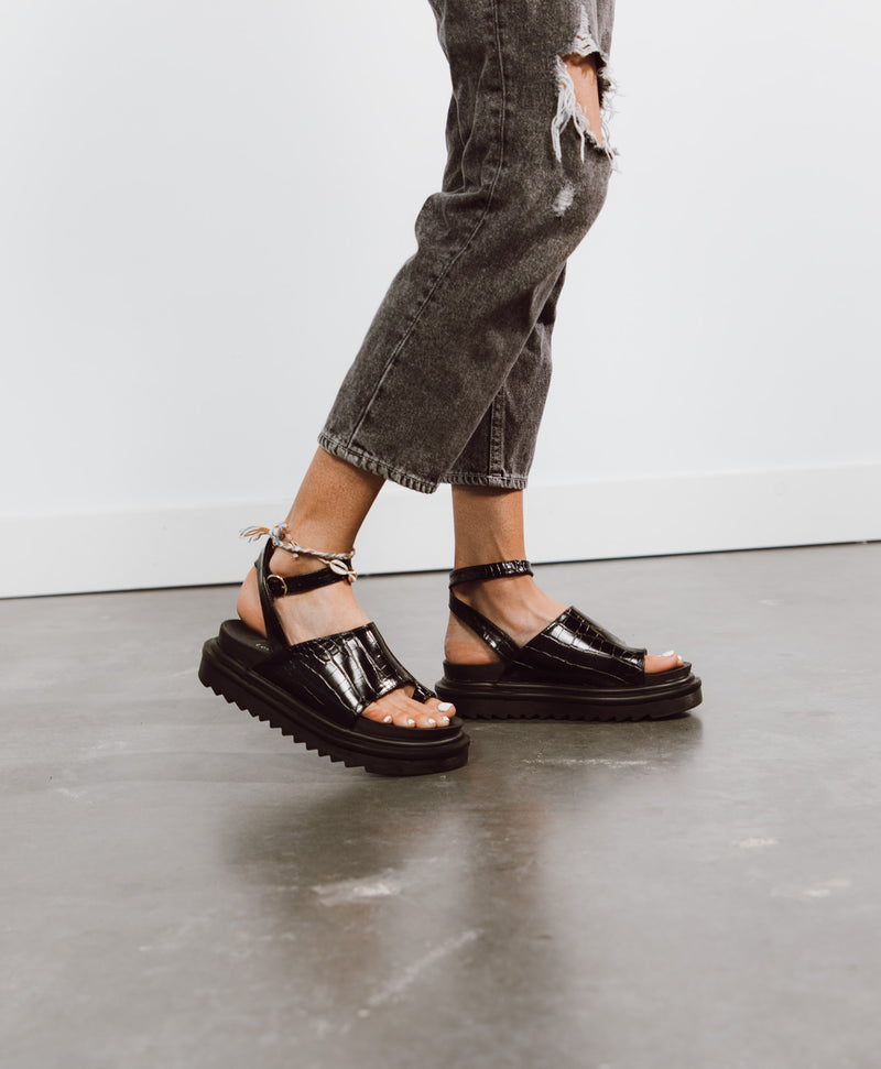 Bentley Platform Sandals