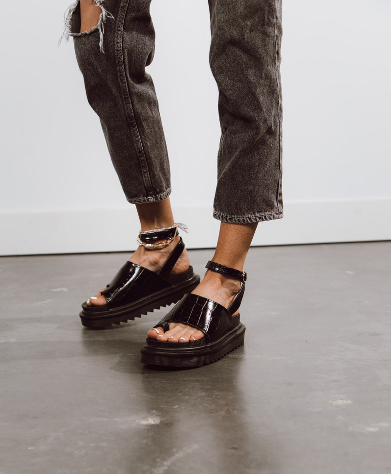 Bentley Platform Sandals