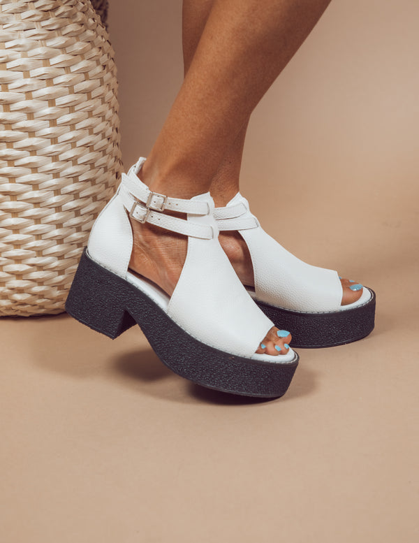 Elizabeth Platform Sandals